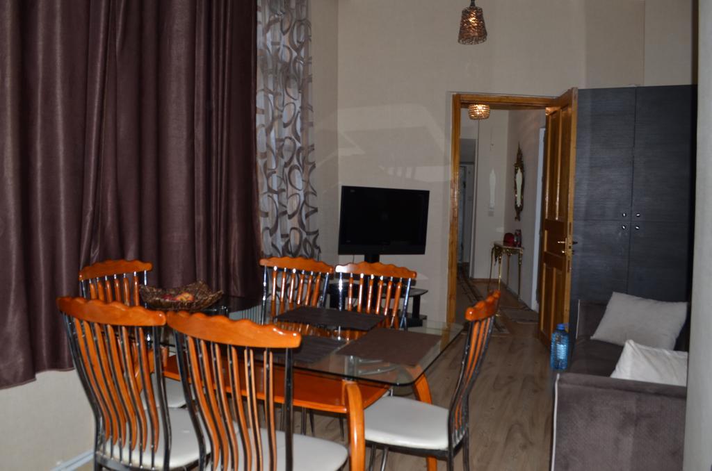 Happy Sololaki Apartment